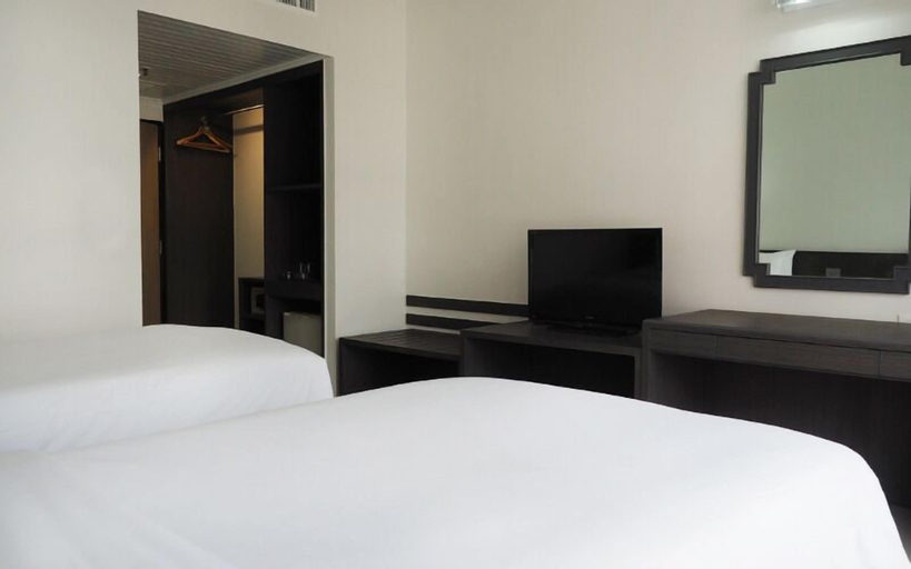 Bedroom 12