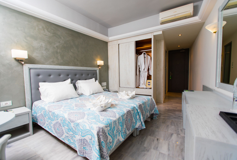 Bedroom 4, Anita Beach Hotel - Adults Only, Crete