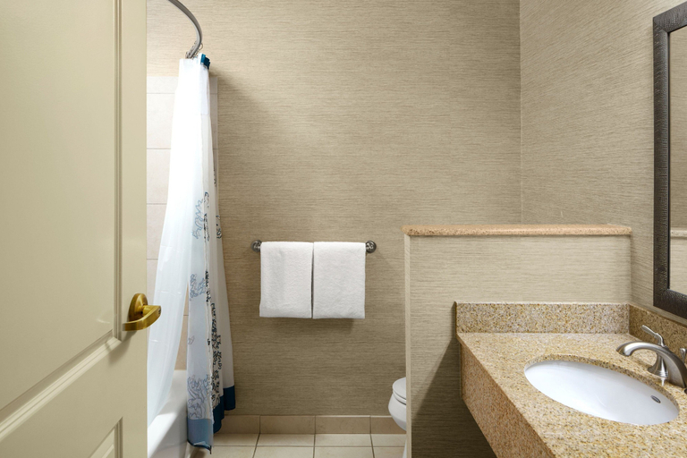 Bathroom 5, Courtyard by Marriott Charleston Mount Pleasant, Charleston