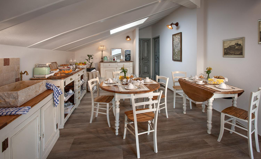 Food & Drinks 5, Roncaglia Suite, Cuneo