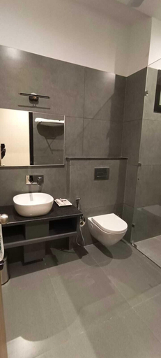 Bathroom 5, Kumaon Inn, Nainital