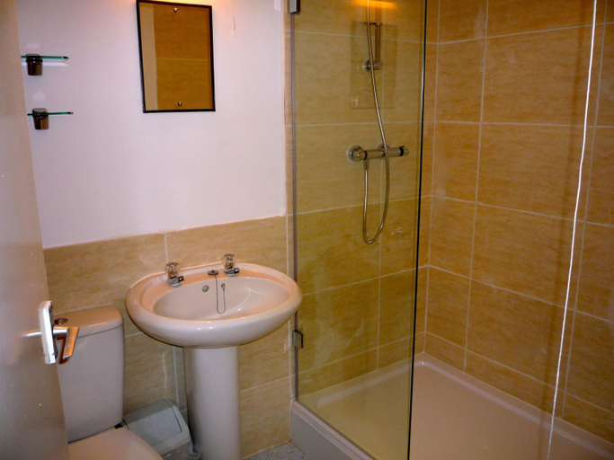Bathroom 4, The Windmill, North Yorkshire