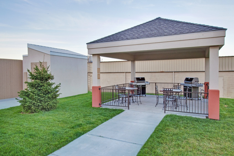 Others 4, Candlewood Suites WILLISTON, Williams