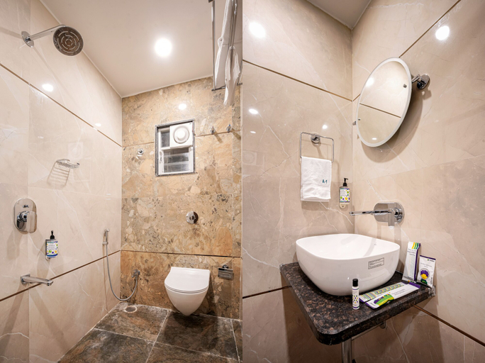 Bathroom 4, Treebo A1 Residency, Hingna T Point, Nagpur
