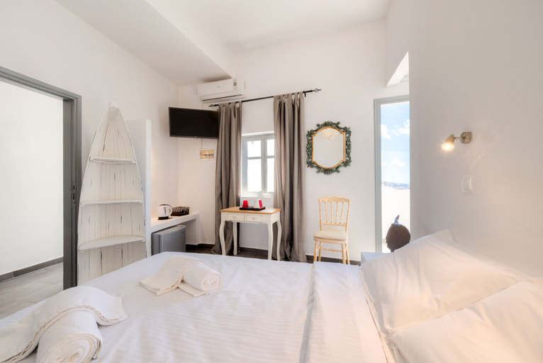 Bedroom 3, Katris Apartments, South Aegean