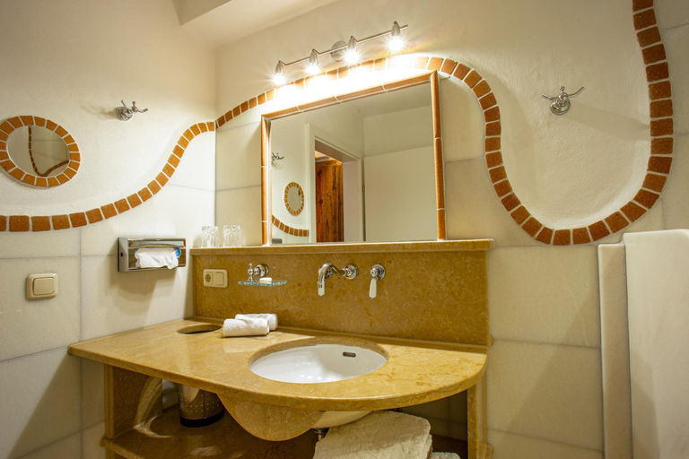 Bathroom 2, Gasthof Lend-Platzl, Graz