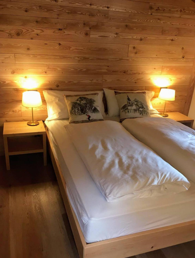 Bedroom 2, Fohre1748, Aosta