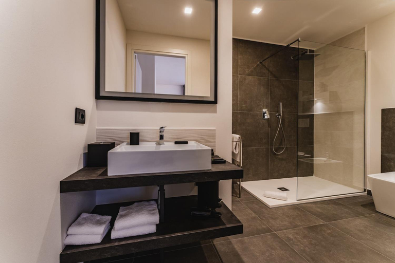 Bathroom 5