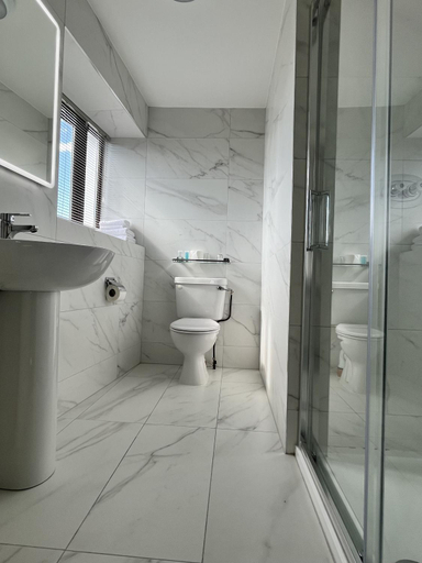 Bathroom 3, Western Hotel