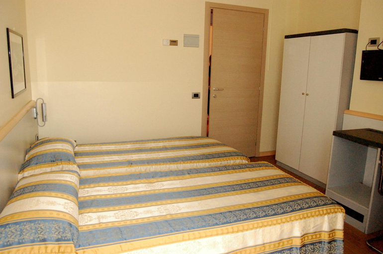 Bedroom 3, Novara Expo, Milano