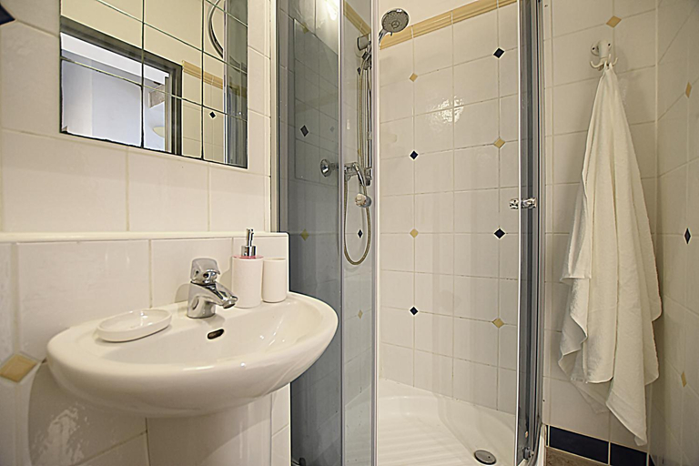 Bathroom 3, Mhost Bronowice, Kraków City
