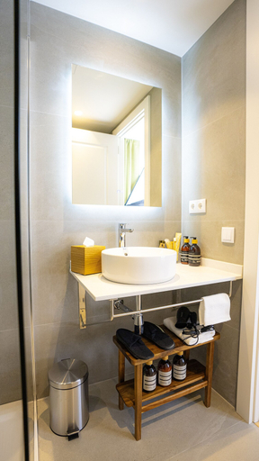 Bathroom 4, Casa Pince, Barcelona