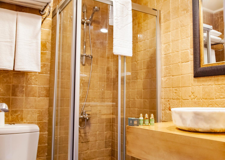Bathroom 5, Ala Han Boutique Hotel, Merkez