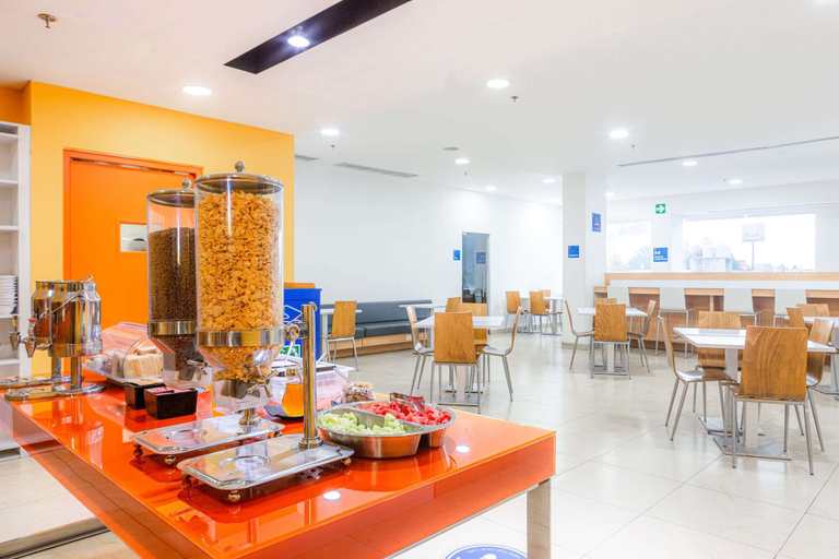 Food & Drinks 5, Sleep Inn Leon Antares, León