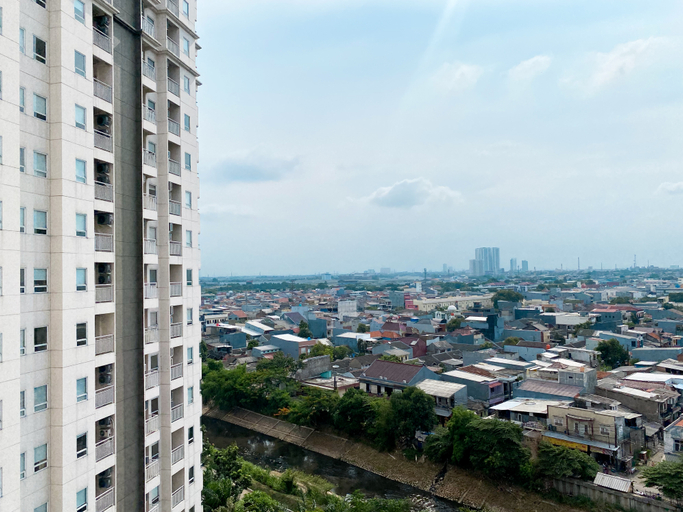 Others 3, Restful and Cozy Studio Apartment at Mustika Golf Residence By Travelio, Cikarang
