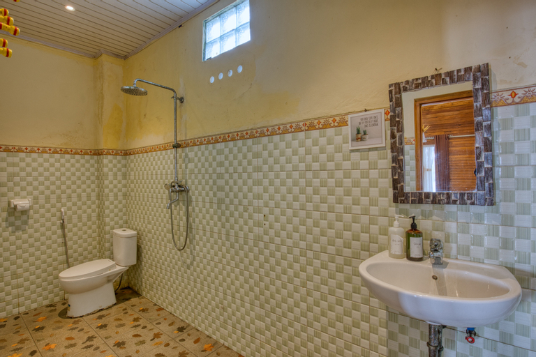 Bathroom 3