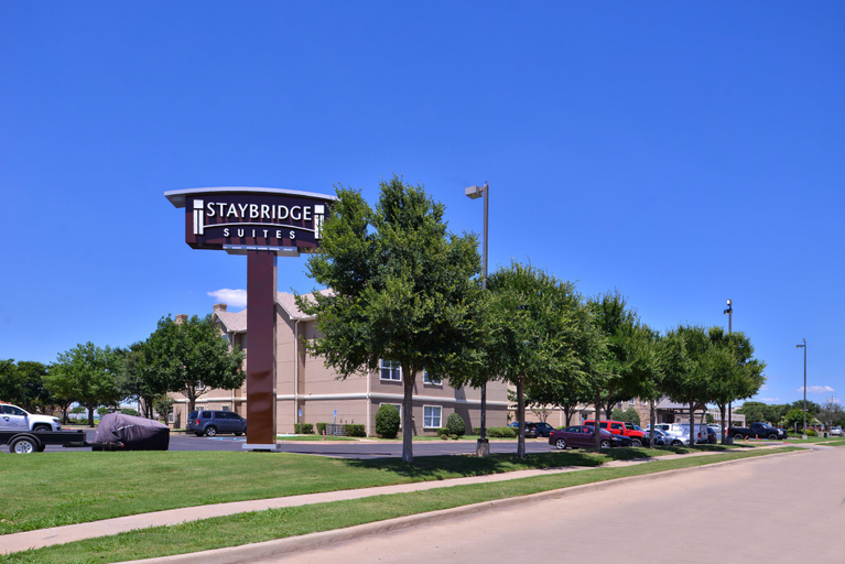 Exterior & Views 2, Staybridge Suites WICHITA FALLS, Wichita