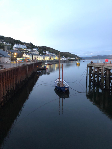 Others 4, Ty Treflan, Gwynedd