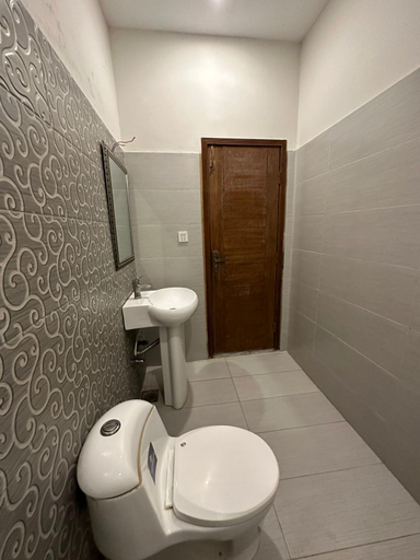 Bathroom 4, Green Land Hotel Lahore, Lahore