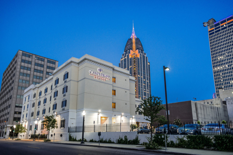 Exterior & Views 2, Candlewood Suites MOBILE-DOWNTOWN, Mobile