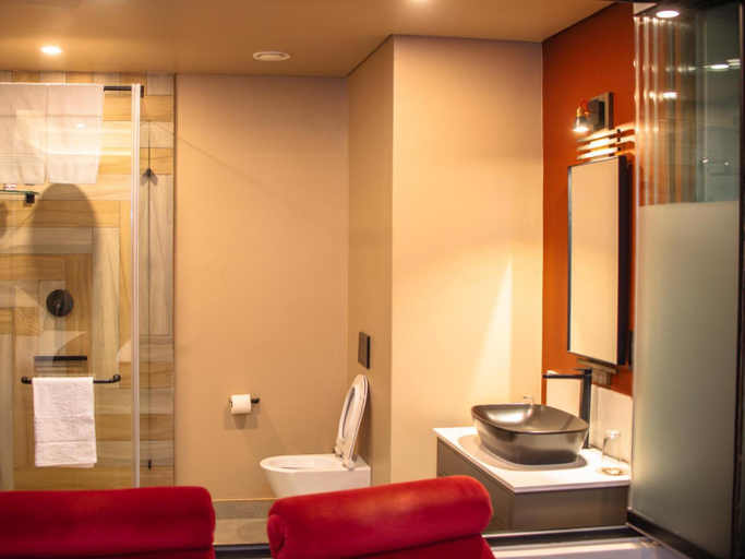 Others 5, MGB Hotel at 2ten, Vhembe