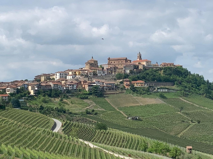 Exterior & Views 2, Red Wine - Guest House, Cuneo