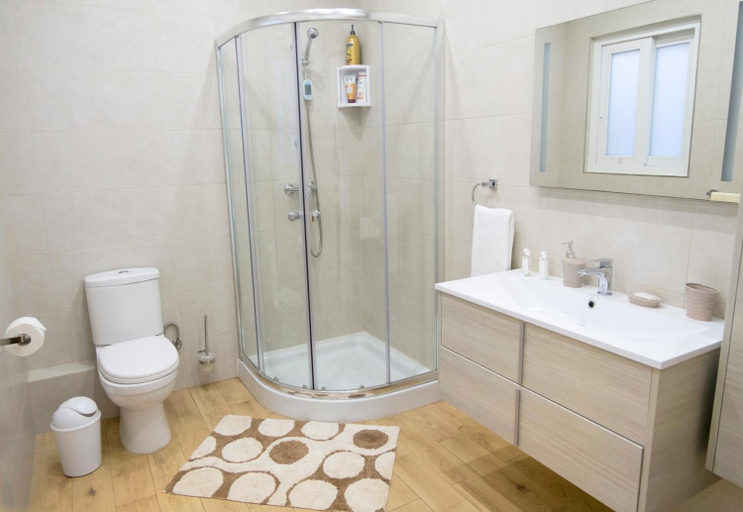 Others 5, Central Rooms - Near Valletta & Sliema - Best Bus Lines