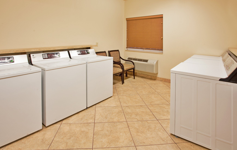 Others 3, Candlewood Suites JOPLIN, Newton