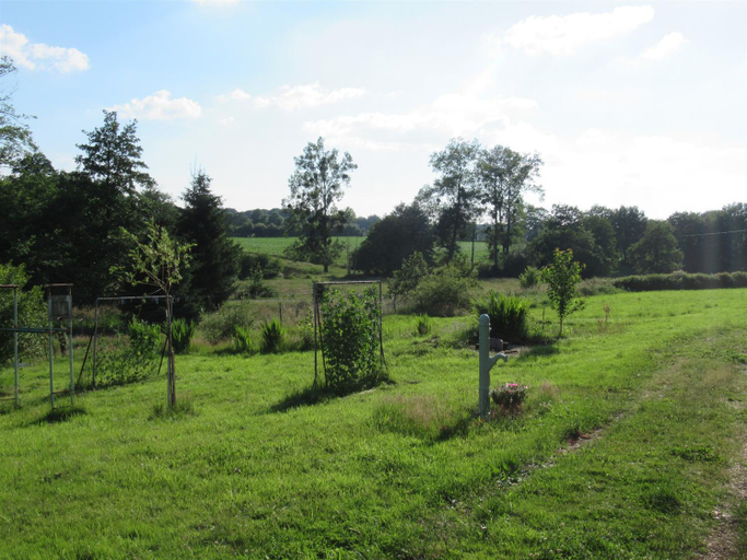 Others 4, L'Oisiveraie - Ecolieu dans le bocage normand, Orne