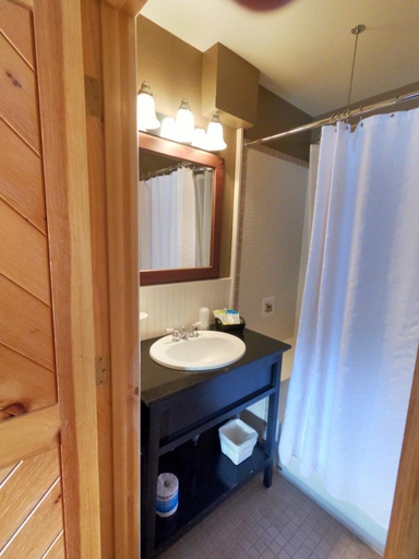 Bathroom 4, Creekside Lodge, Alpine