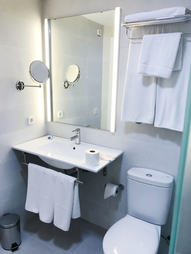 Bathroom 5, Apartamentos Casa Vida, Baleares