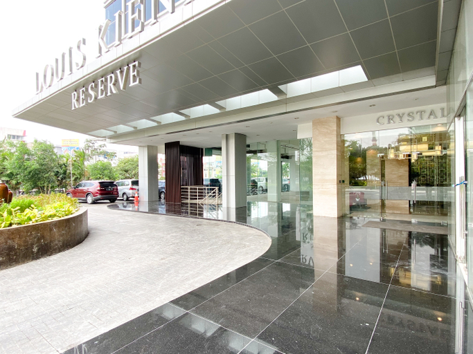 Exterior & Views, Comfort Stay and Homey 2BR Pollux Chadstone Apartment By Travelio, Cikarang