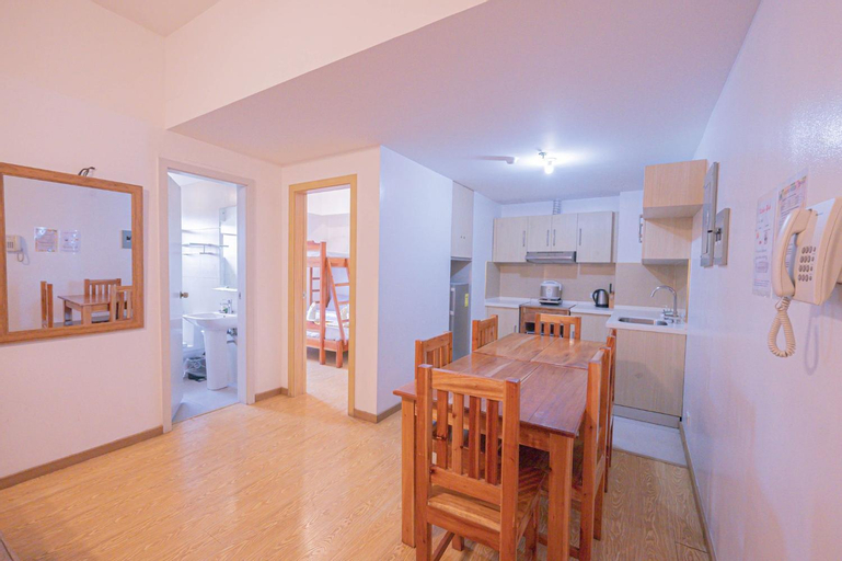 Dining Room 15