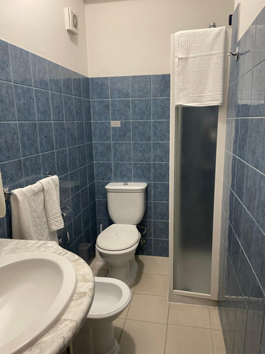 Bathroom 3, Park Hotel Oasi, Catania