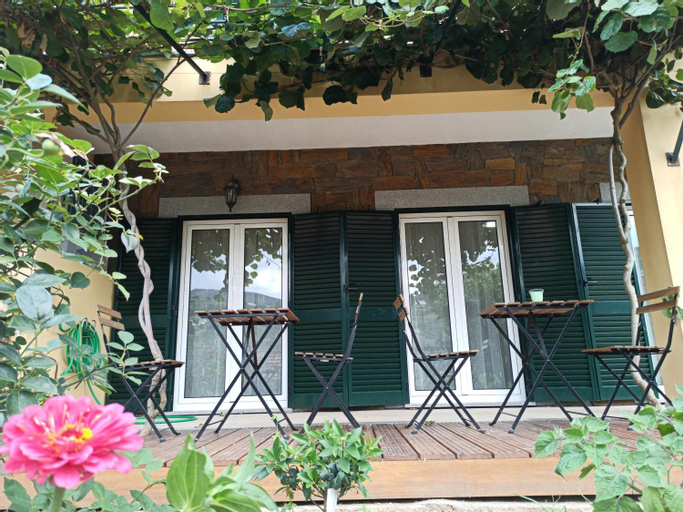 Exterior & Views 1, Vineyards Valley House, Resende