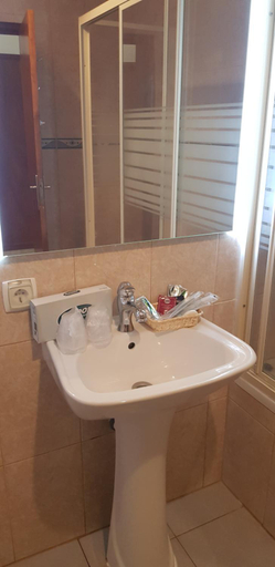 Bathroom 4, Villa Brigida, Albufeira