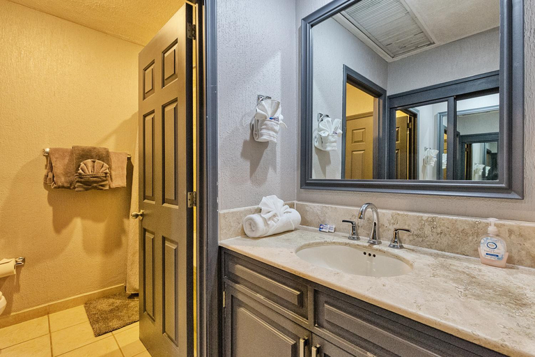 Bathroom 3, Sonoran Sea 310-W - Modern 1 bedroom, Puerto Peñasco