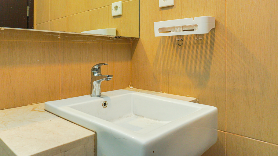 Bedroom 5, Simply Look and Cozy 1BR GP Plaza Apartment By Travelio, Central Jakarta