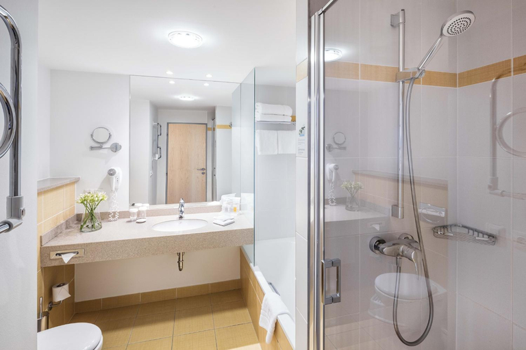 Bathroom 5, Aquapalace Hotel Prague, Praha 11
