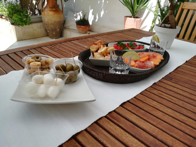 Others 4, Meraki B&B, Lecce