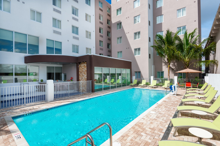 Sport & Beauty 4, Staybridge Suites MIAMI INTERNATIONAL AIRPORT, Miami-Dade