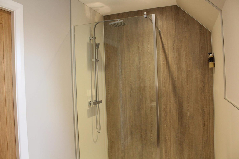 Bathroom 3, Stag Lodge, Highland