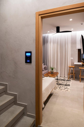Exterior view 3, Petalo Suites, Crete