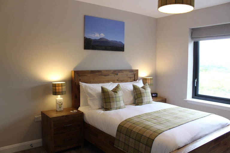Bedroom 2, Stag Lodge, Highland
