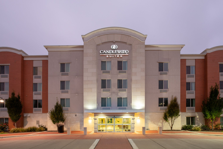 Exterior & Views 5, Candlewood Suites MANHATTAN, Riley