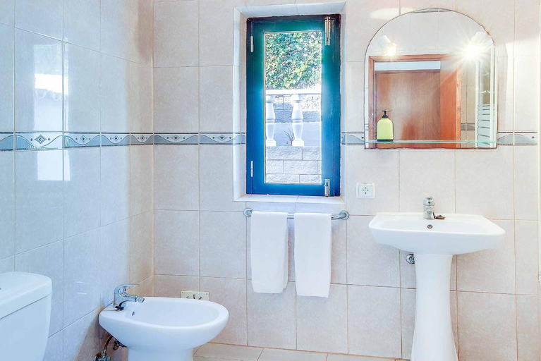 Bathroom 3, Villa Brigida, Albufeira
