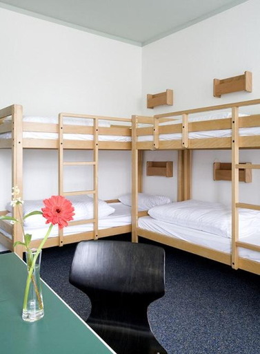 Bedroom 3, Jugendgastehaus des CVJM Berlin-Kaulsdorf, Berlin