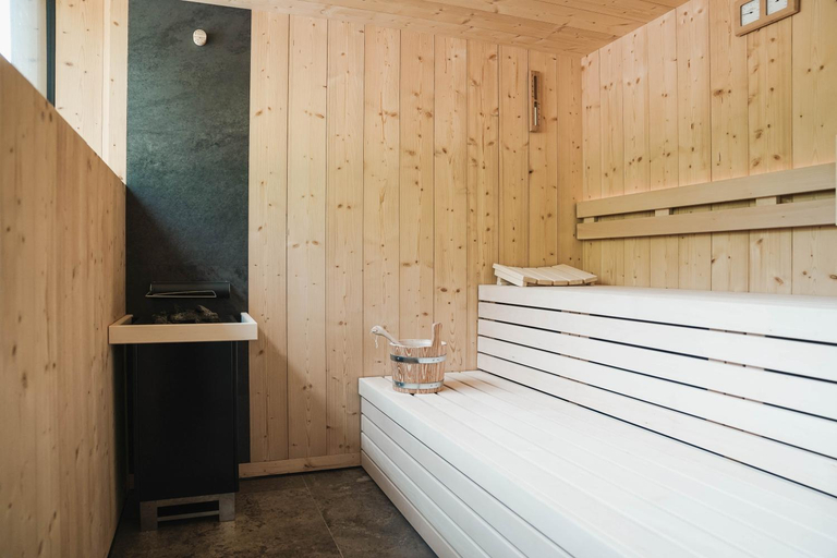 Others 3, Guesthouse Karnatsch, Bolzano