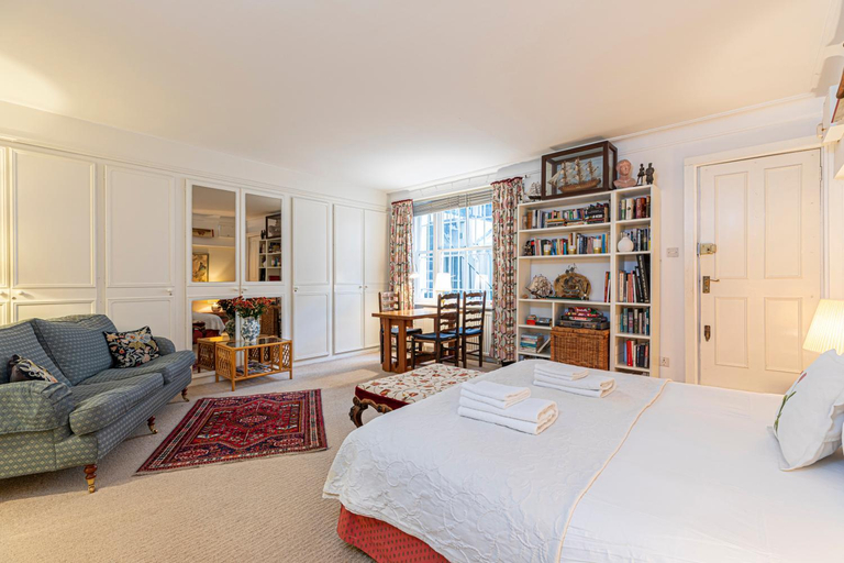 Others 4, Attractive 2BR flat in Little Venice, Maida Vale, London