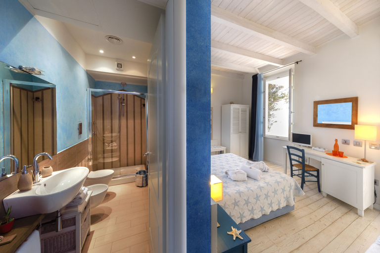 Bedroom 5, La Villa del Mare, Cagliari